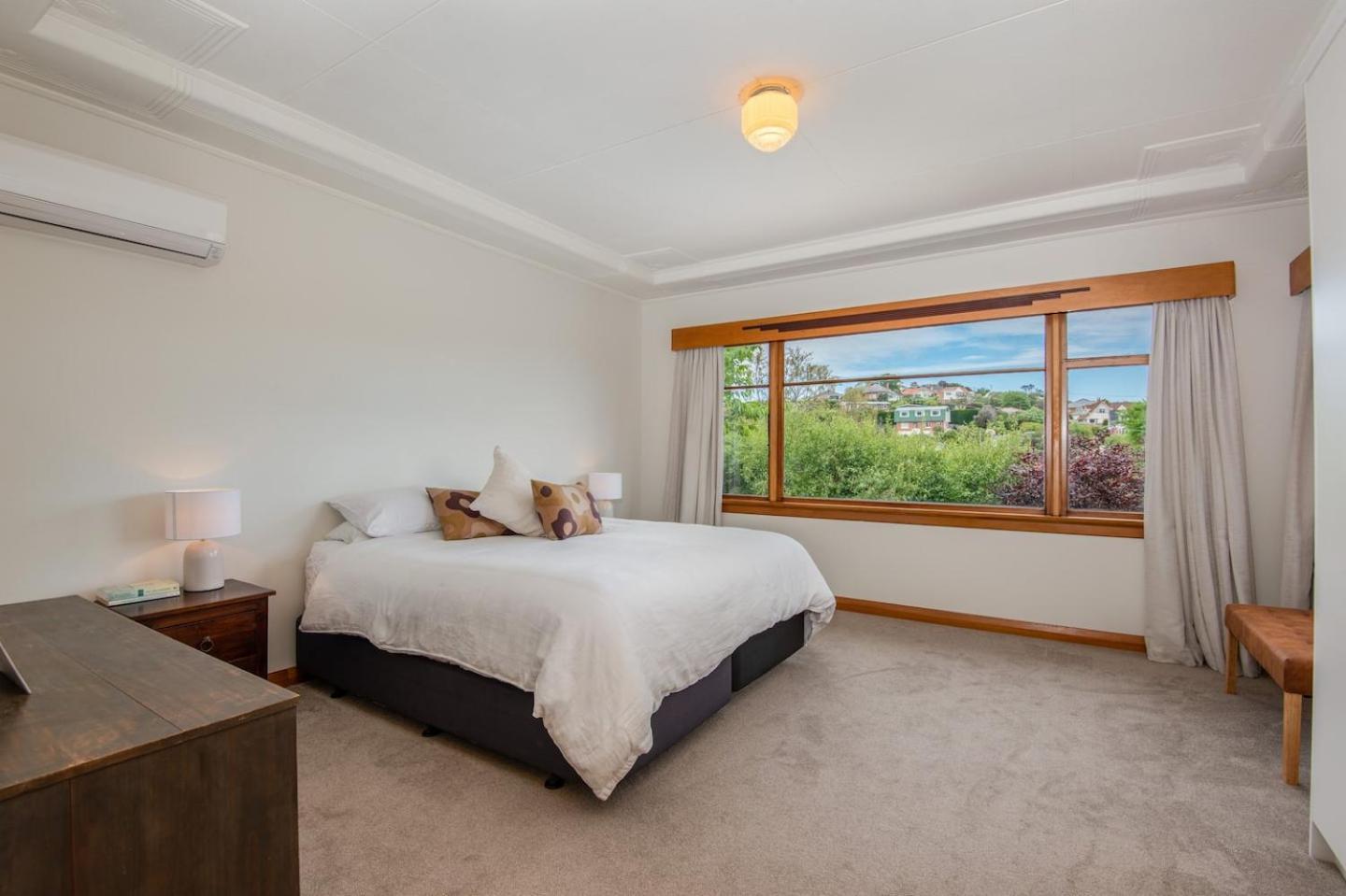Stunning Family Home In Andersons Bay Dunedin Exterior foto